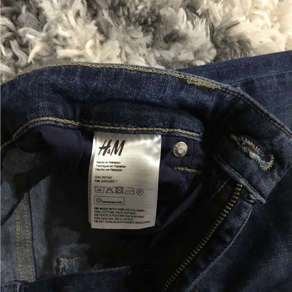 NWOT NEVER WORN H & M JEANS - Picture 5 of 9